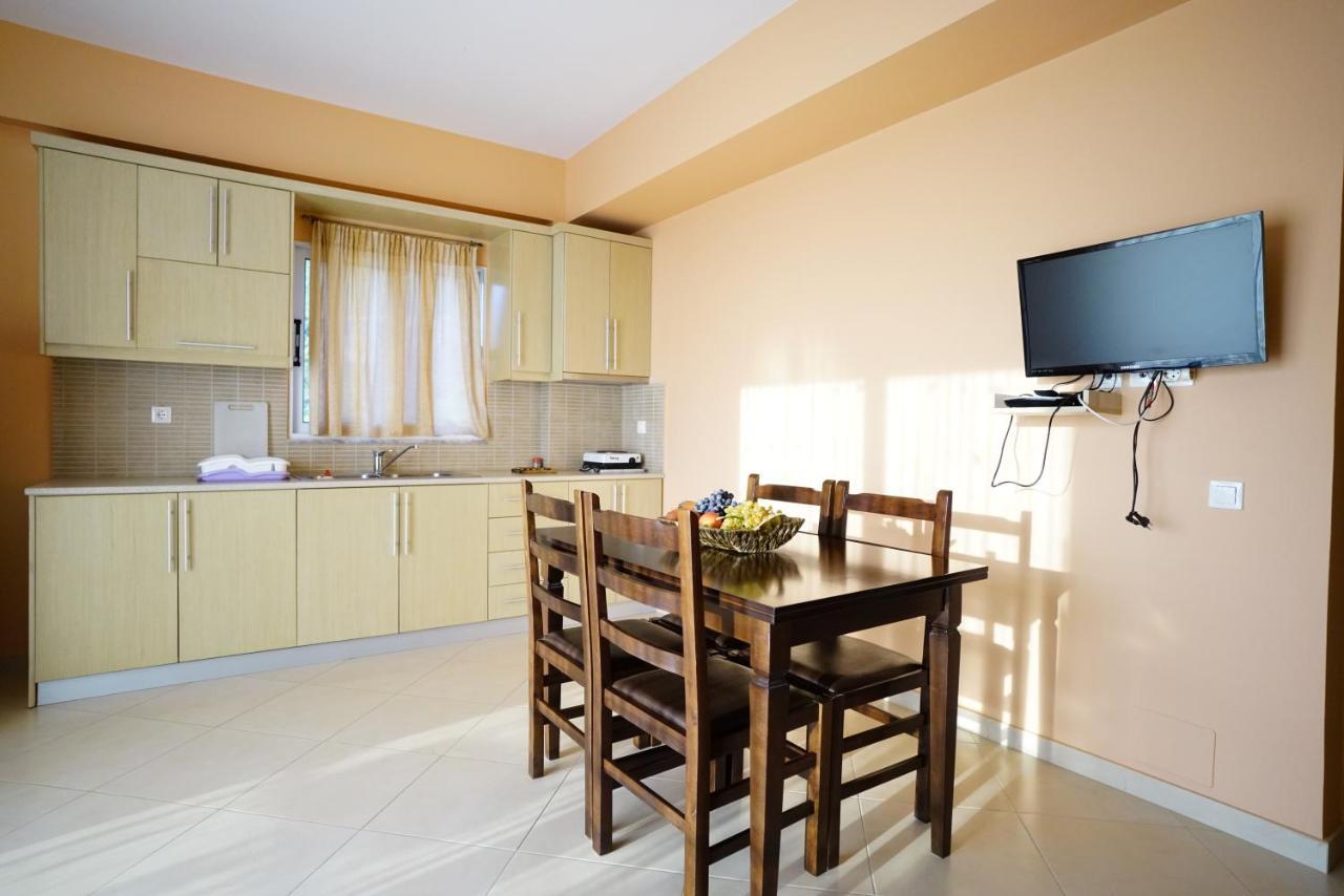 Apartments Vila Emiliano Borsh Exterior photo